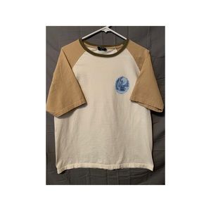 Tommy Hilfiger graphic tee size medium